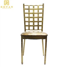 Kursi Pernikahan Ballroom Logam Emas Dengan Bantal